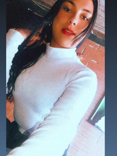 ariana_bel